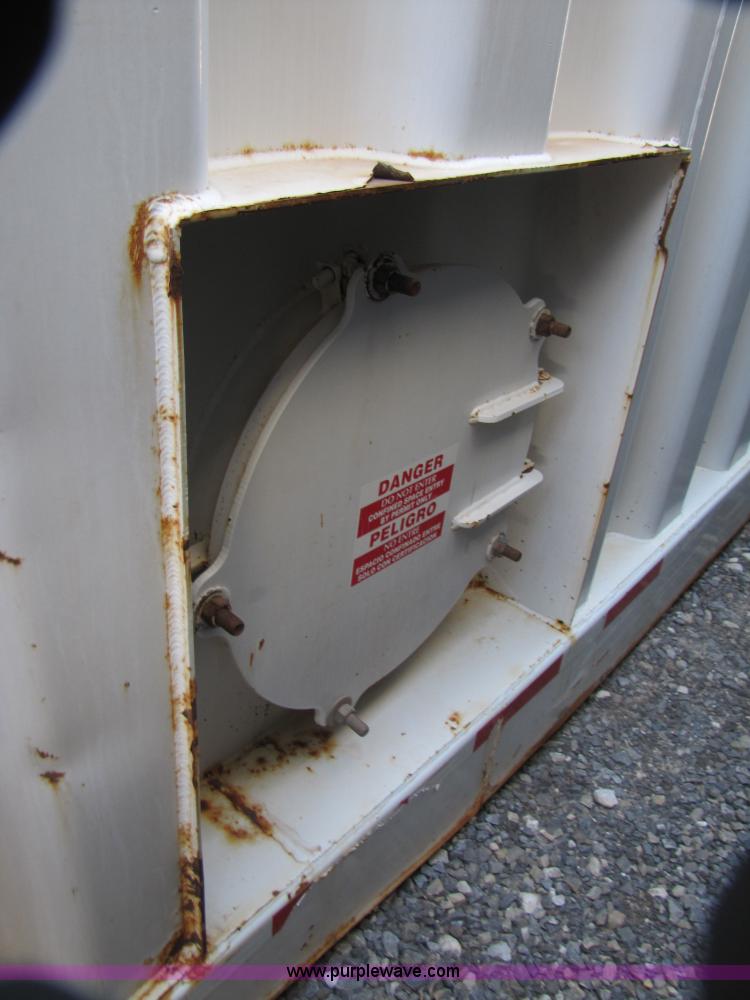 image for item B2198 2005 V.E. Enterprises flat top storage/frac tank