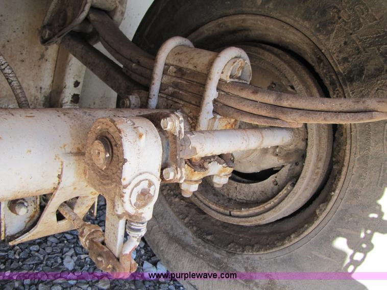 image for item B2198 2005 V.E. Enterprises flat top storage/frac tank