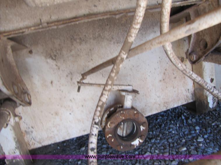 image for item B2198 2005 V.E. Enterprises flat top storage/frac tank