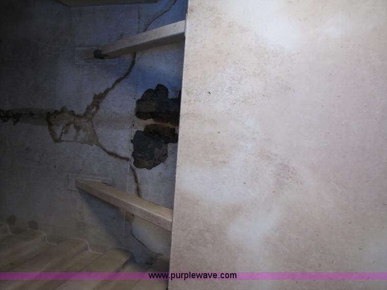 image for item B2198 2005 V.E. Enterprises flat top storage/frac tank