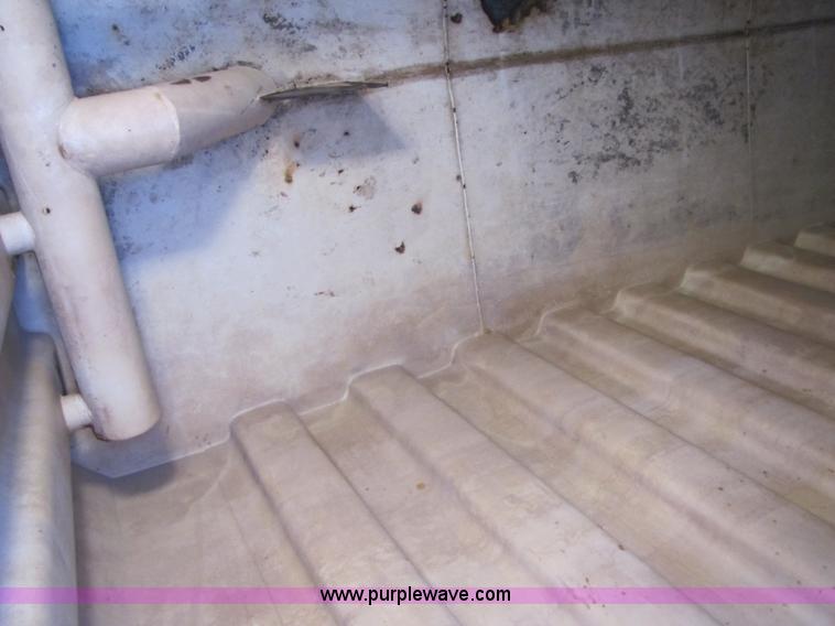 image for item B2198 2005 V.E. Enterprises flat top storage/frac tank