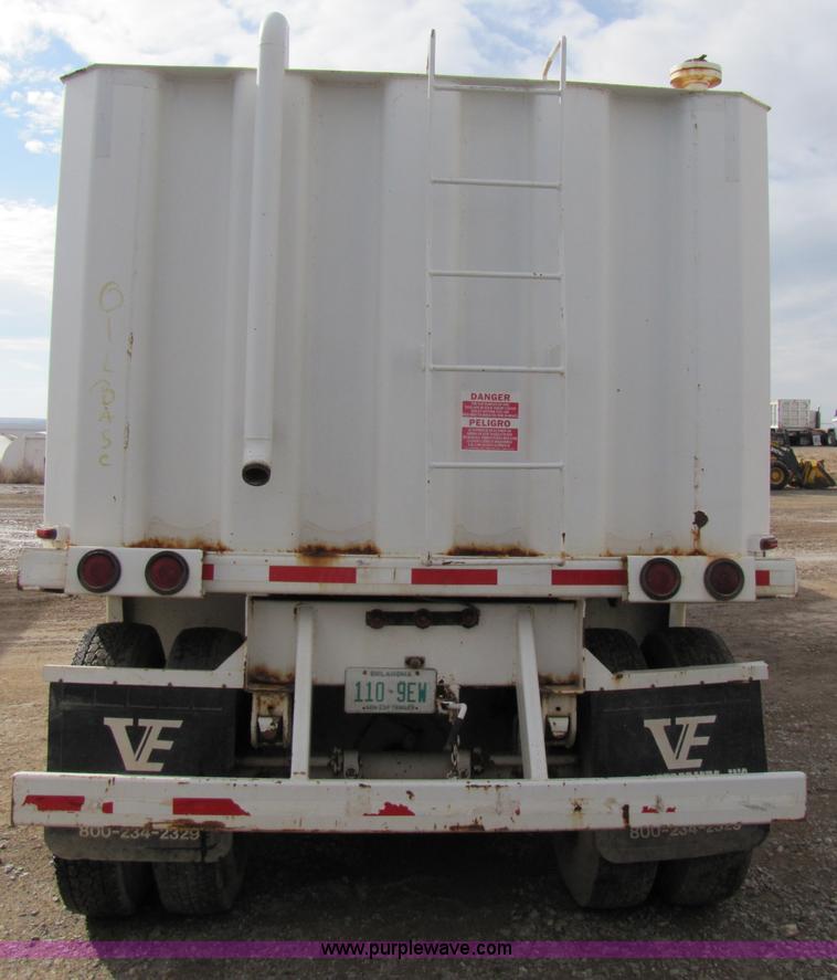 image for item B2198 2005 V.E. Enterprises flat top storage/frac tank