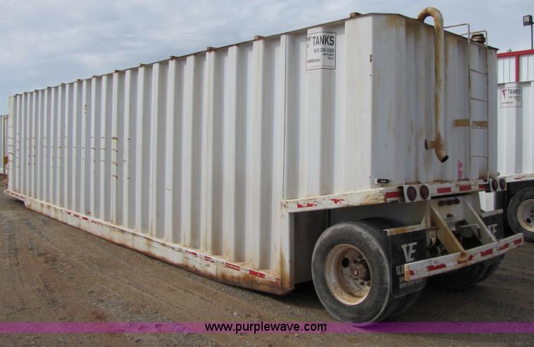 image for item B2215 2005 V.E. Enterprises flat top storage/frac tank