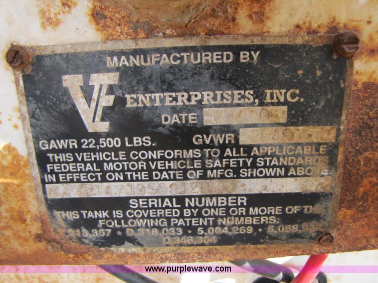 image for item B2215 2005 V.E. Enterprises flat top storage/frac tank