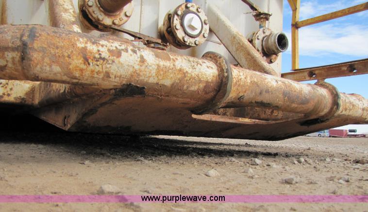 image for item B2215 2005 V.E. Enterprises flat top storage/frac tank