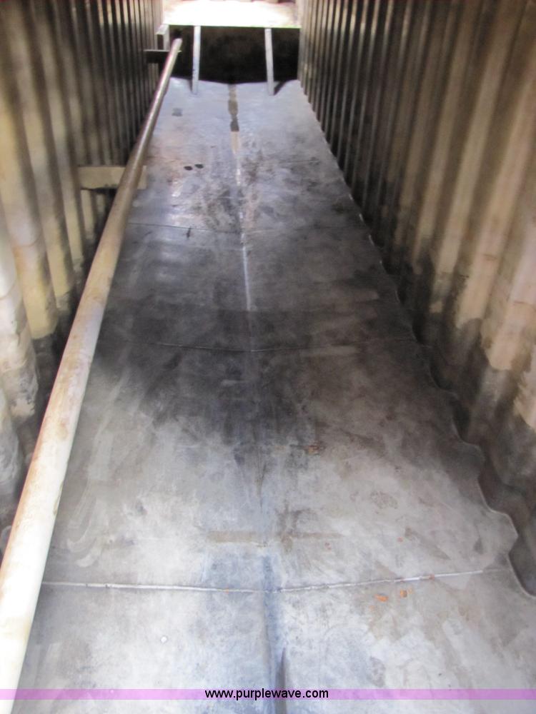 image for item B2215 2005 V.E. Enterprises flat top storage/frac tank