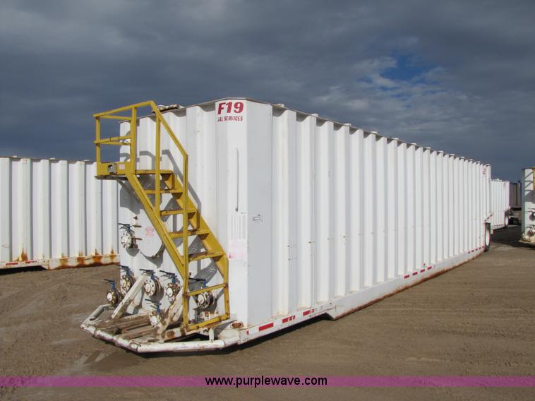 image for item B2216 2005 V.E. Enterprises flat top storage/frac tank