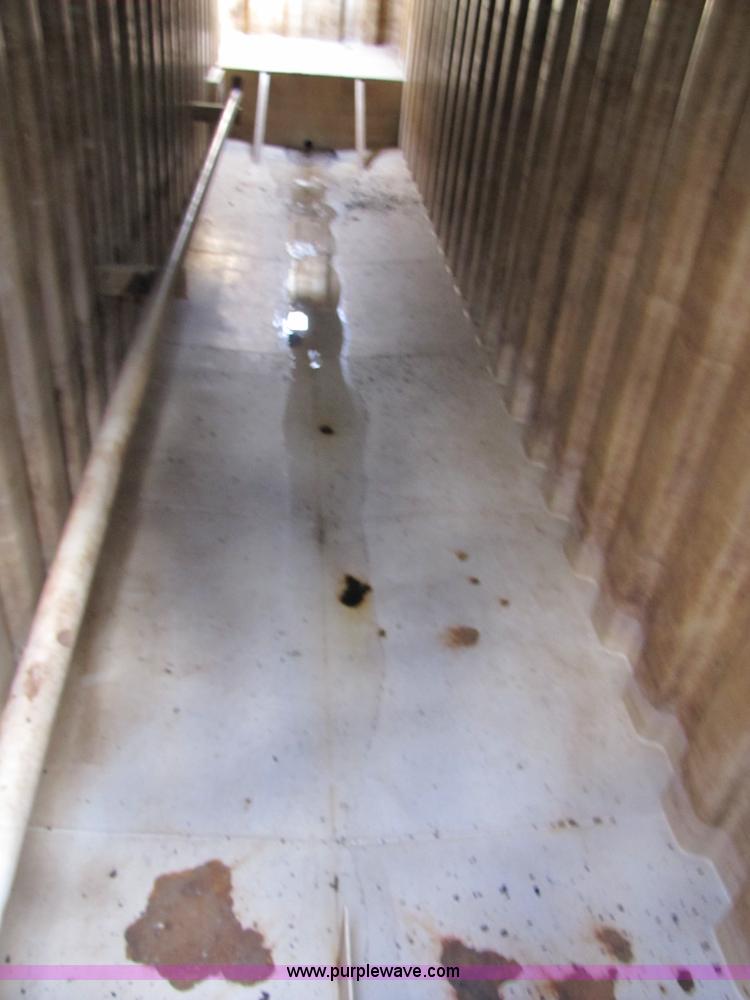 image for item B2216 2005 V.E. Enterprises flat top storage/frac tank