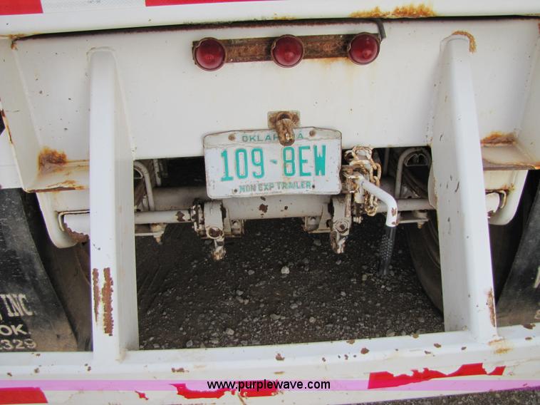 image for item B2216 2005 V.E. Enterprises flat top storage/frac tank