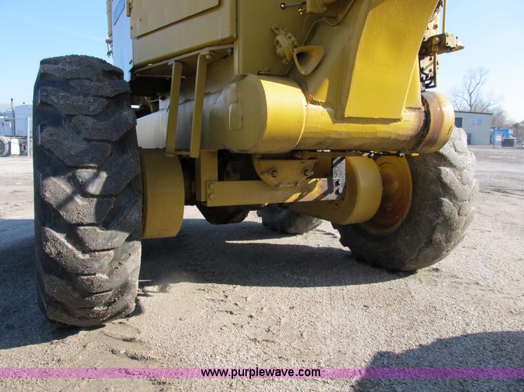 image for item B2588 Allis Chalmers 45 motor grader