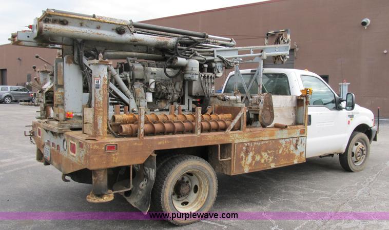 image for item B2596 1999 Ford F550 Super Duty truck with CME drill rig