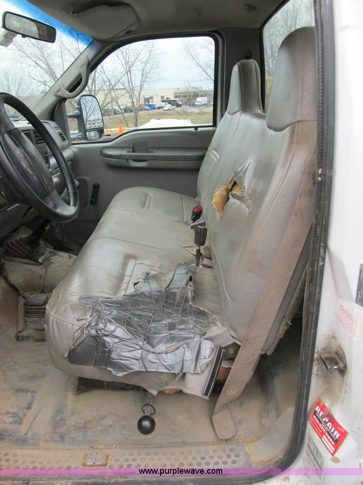 image for item B2596 1999 Ford F550 Super Duty truck with CME drill rig