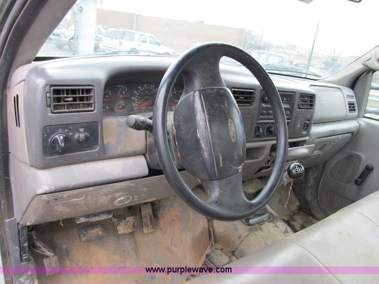 image for item B2596 1999 Ford F550 Super Duty truck with CME drill rig