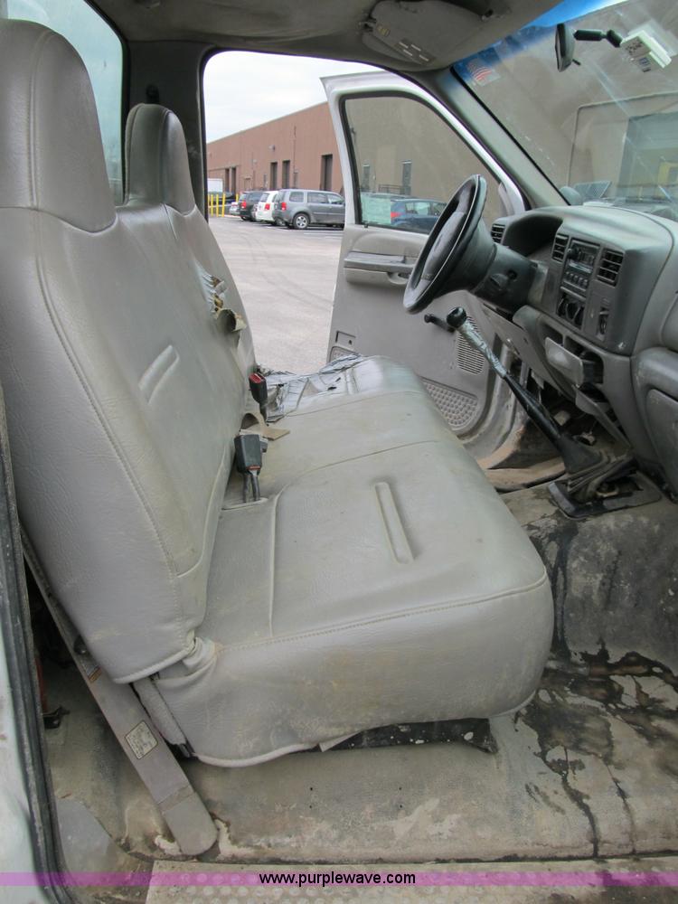 image for item B2596 1999 Ford F550 Super Duty truck with CME drill rig