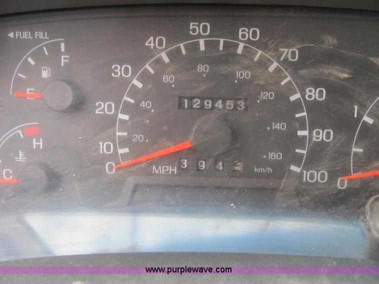 image for item B2596 1999 Ford F550 Super Duty truck with CME drill rig