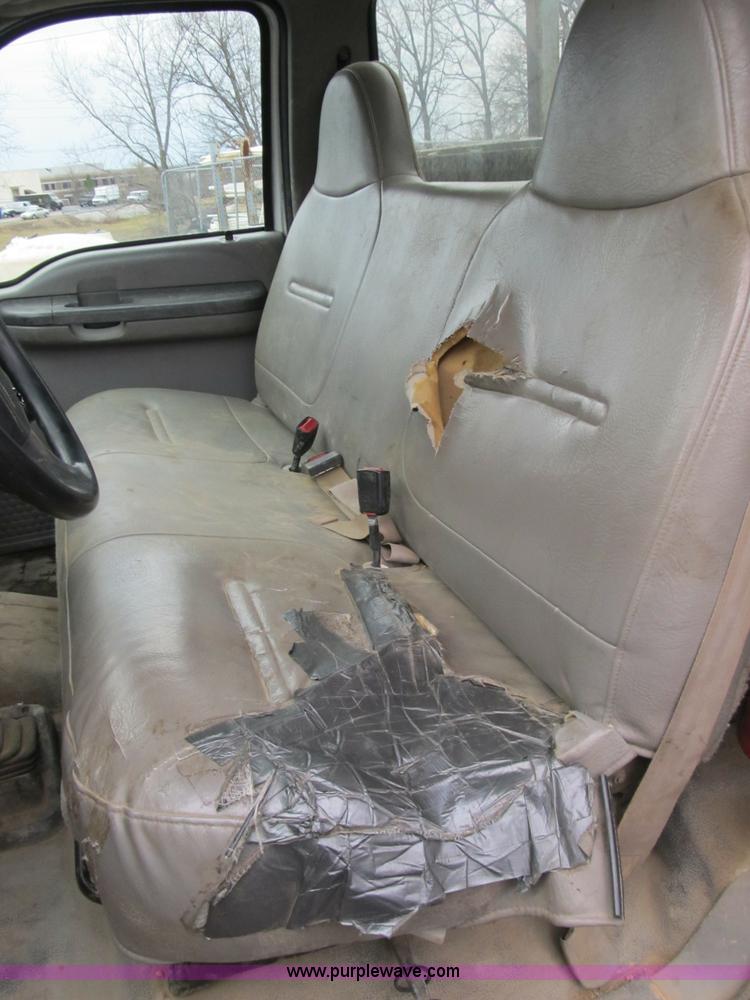 image for item B2596 1999 Ford F550 Super Duty truck with CME drill rig