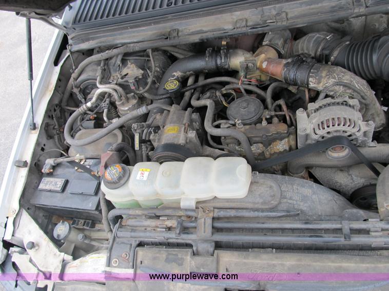 image for item B2596 1999 Ford F550 Super Duty truck with CME drill rig