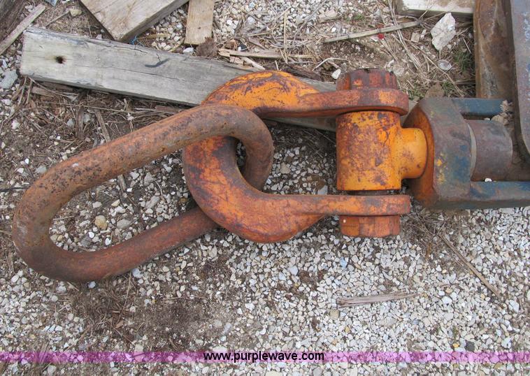 image for item B2610 McKissick crane block