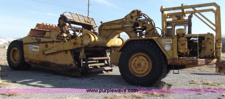 image for item B6166 Caterpillar 633 elevating scraper
