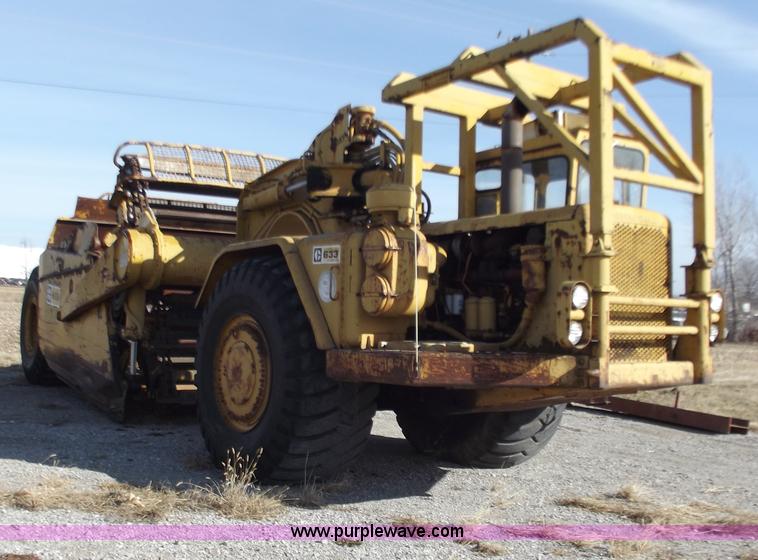 image for item B6166 Caterpillar 633 elevating scraper
