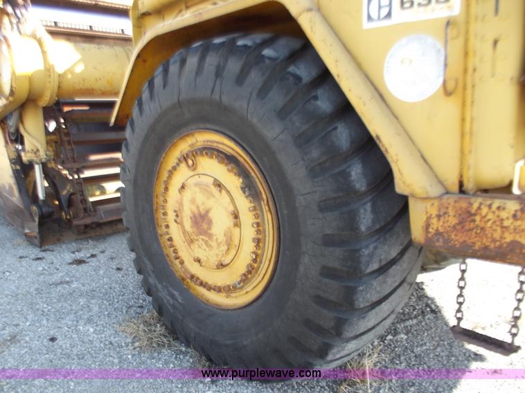 image for item B6166 Caterpillar 633 elevating scraper