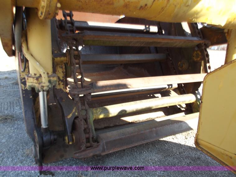 image for item B6166 Caterpillar 633 elevating scraper