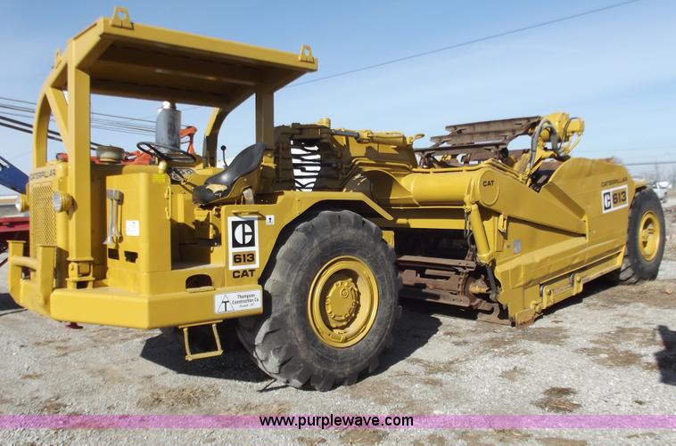 image for item B6168 Caterpillar 613 elevating scraper