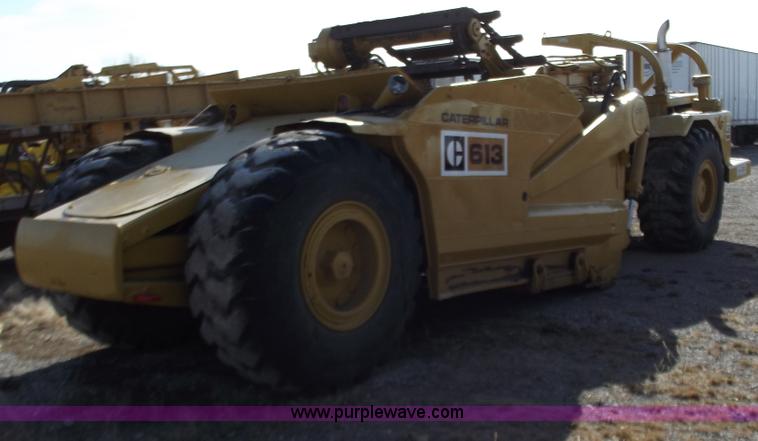 image for item B6168 Caterpillar 613 elevating scraper