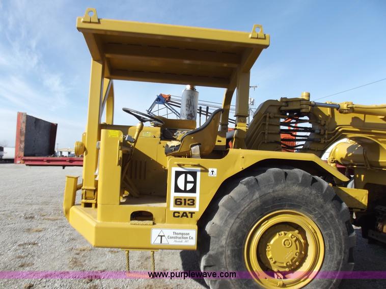 image for item B6168 Caterpillar 613 elevating scraper