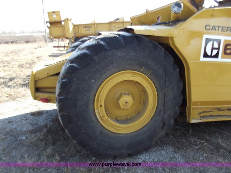image for item B6168 Caterpillar 613 elevating scraper