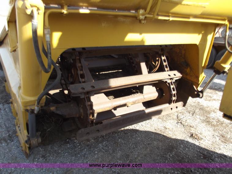 image for item B6168 Caterpillar 613 elevating scraper