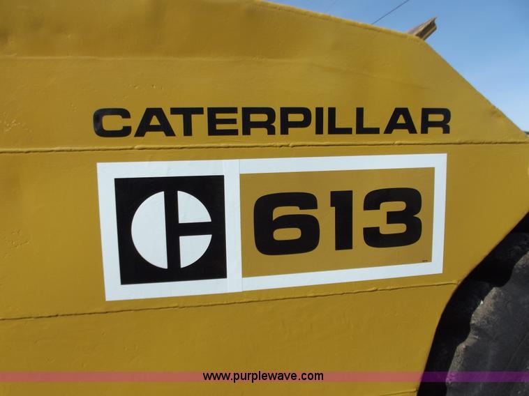 image for item B6168 Caterpillar 613 elevating scraper