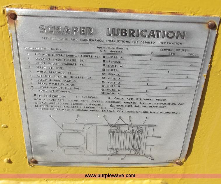 image for item B6168 Caterpillar 613 elevating scraper