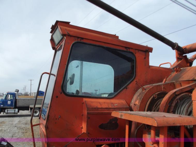 image for item B6173 Koehring 455S 50 ton track crane