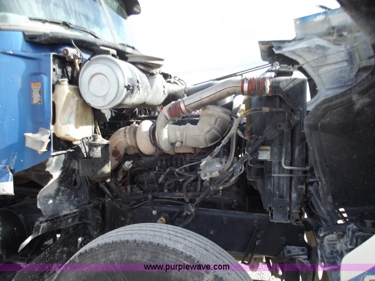 image for item B6175 1997 Mack CH613 dump truck