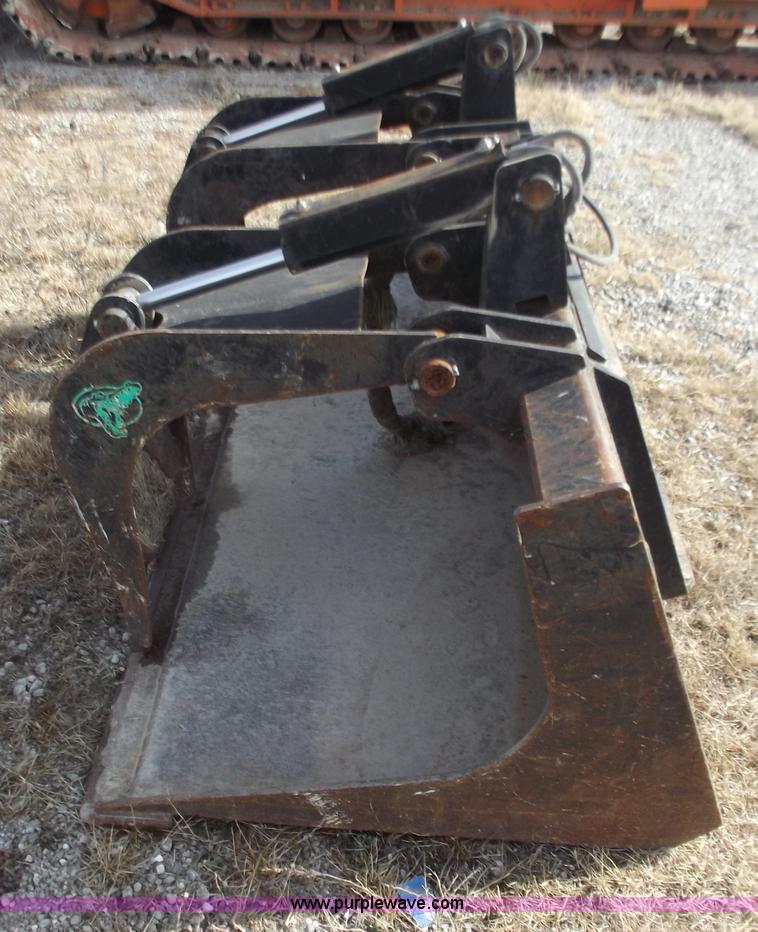image for item B6178 Gator 85" industrial grapple bucket