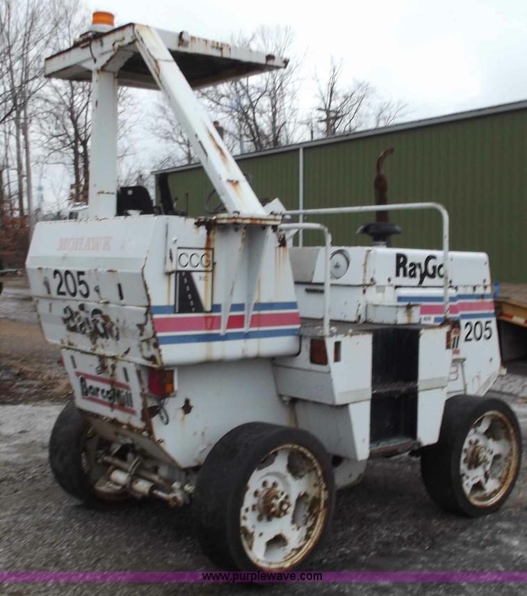 image for item B6228 Raygo 100B ride-on milling machine