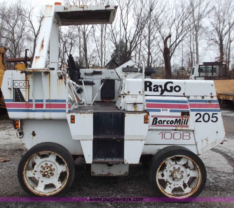 image for item B6228 Raygo 100B ride-on milling machine