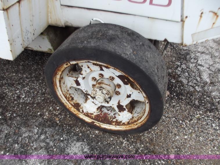 image for item B6228 Raygo 100B ride-on milling machine