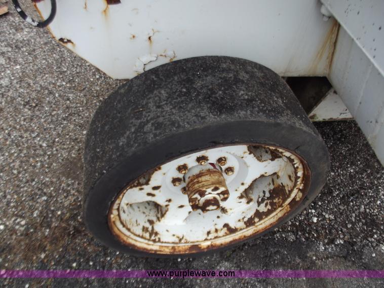 image for item B6228 Raygo 100B ride-on milling machine