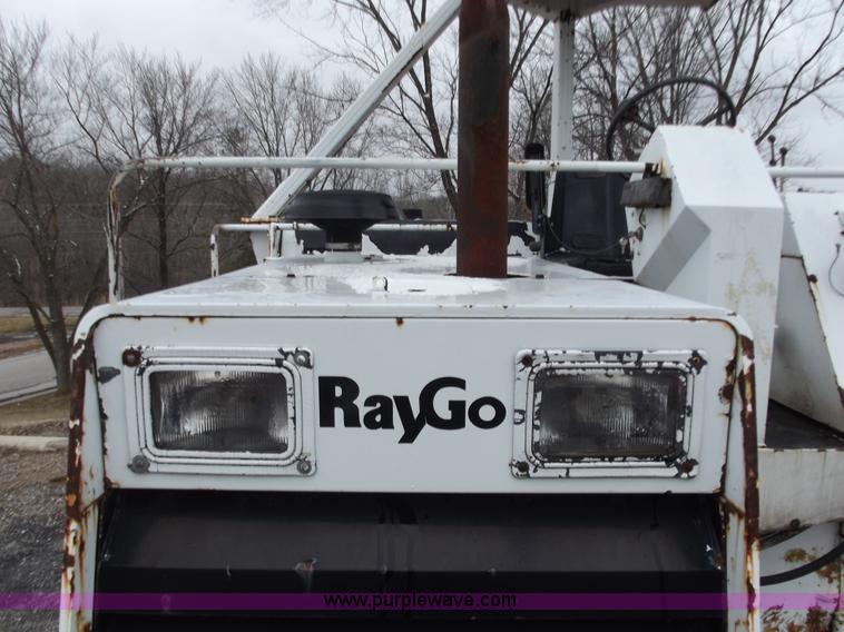 image for item B6228 Raygo 100B ride-on milling machine