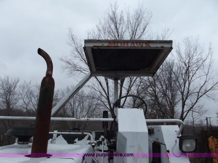 image for item B6228 Raygo 100B ride-on milling machine