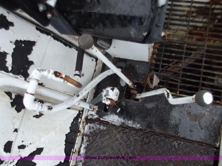 image for item B6228 Raygo 100B ride-on milling machine