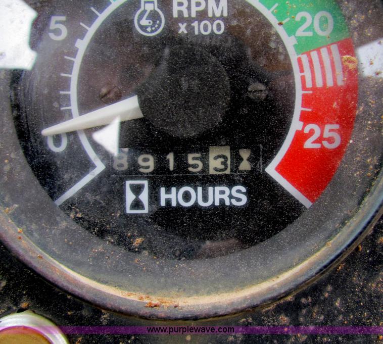 image for item B7064 John Deere 762 scraper