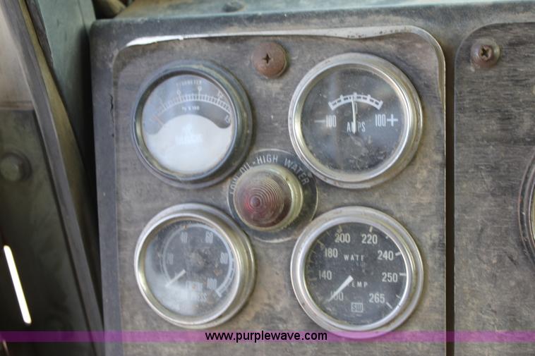 image for item B8877 1977 Kenworth tandem axle dump truck