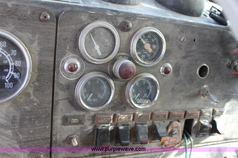 image for item B8877 1977 Kenworth tandem axle dump truck