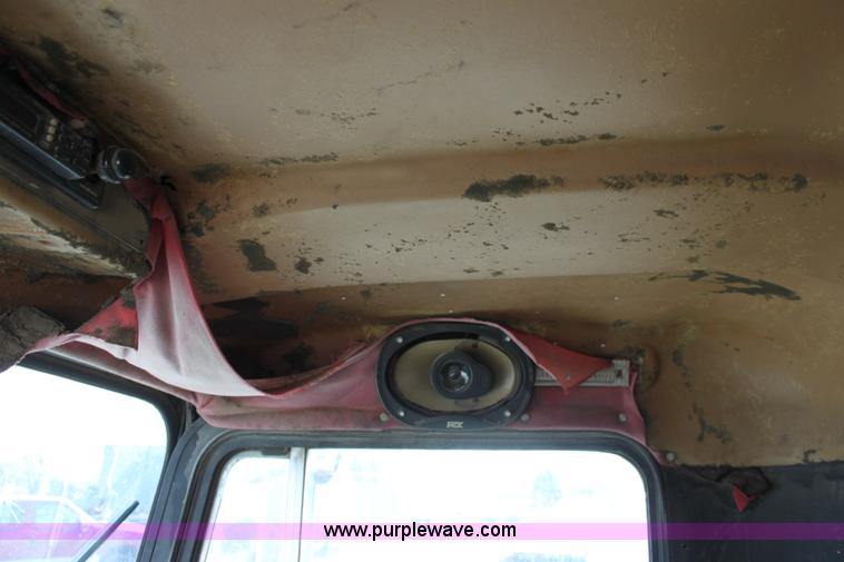 image for item B8877 1977 Kenworth tandem axle dump truck