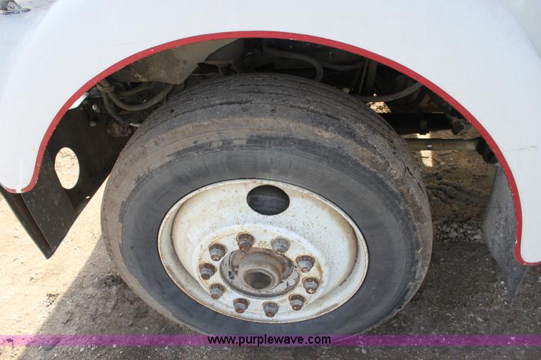 image for item B8877 1977 Kenworth tandem axle dump truck