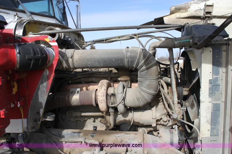 image for item B8877 1977 Kenworth tandem axle dump truck