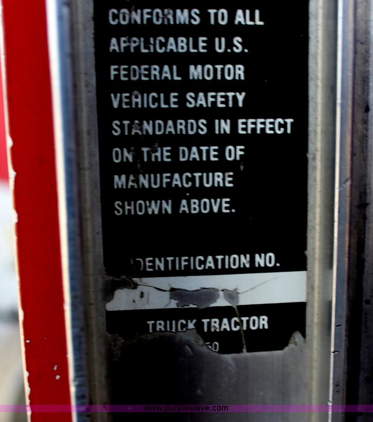 image for item B8877 1977 Kenworth tandem axle dump truck